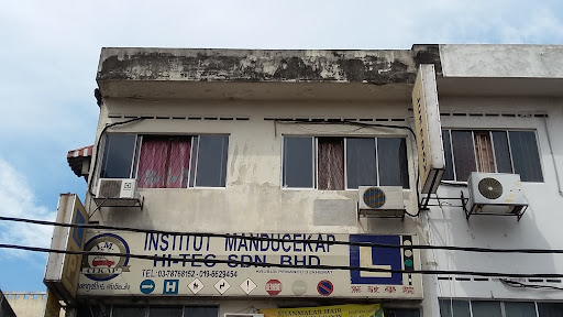 Institut Manducekap Hi - Tec