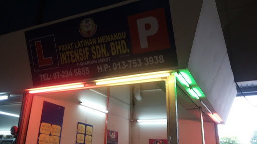 Pusat Latihan Memandu Intensif