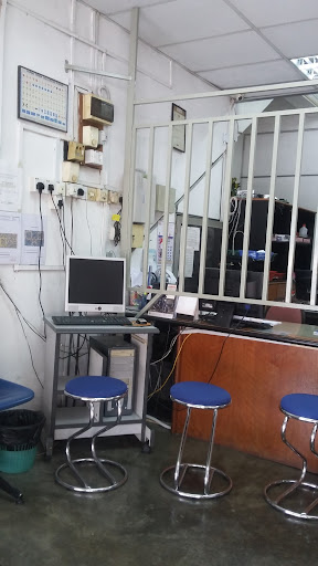 Institut Memandu Bunga Raya ( JOHOR JAYA )