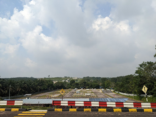 Pusat Latihan Memandu Ulu Tiram Sdn Bhd