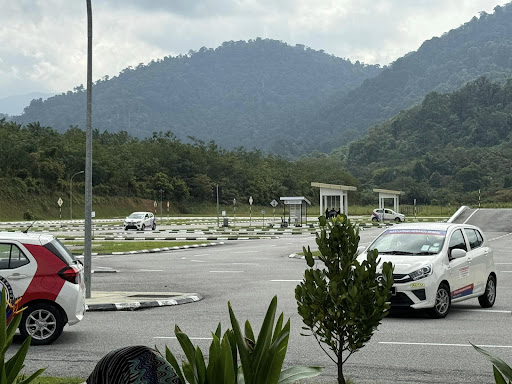 SEKOLAH MEMANDU VELA SDN.BHD