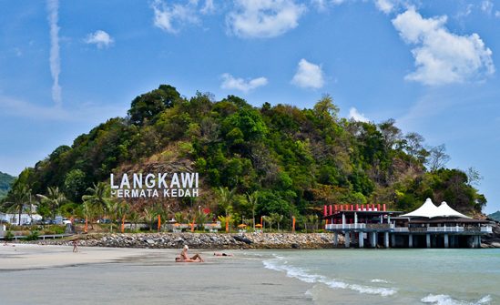 kelas memandu terbaik di pantai cenang