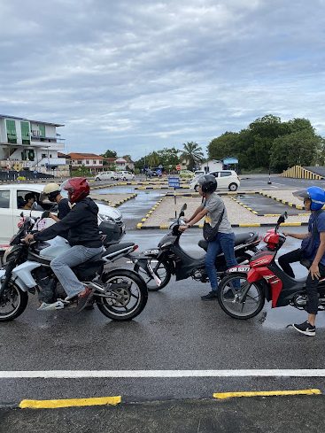 pusat memandu segamat lapangan terbang