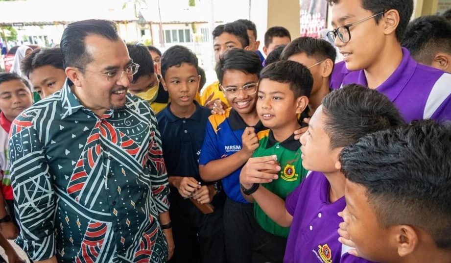 Sekolah Memandu Azna(PPC MELAWATI) 1 sekolah memandu aznappc melawati