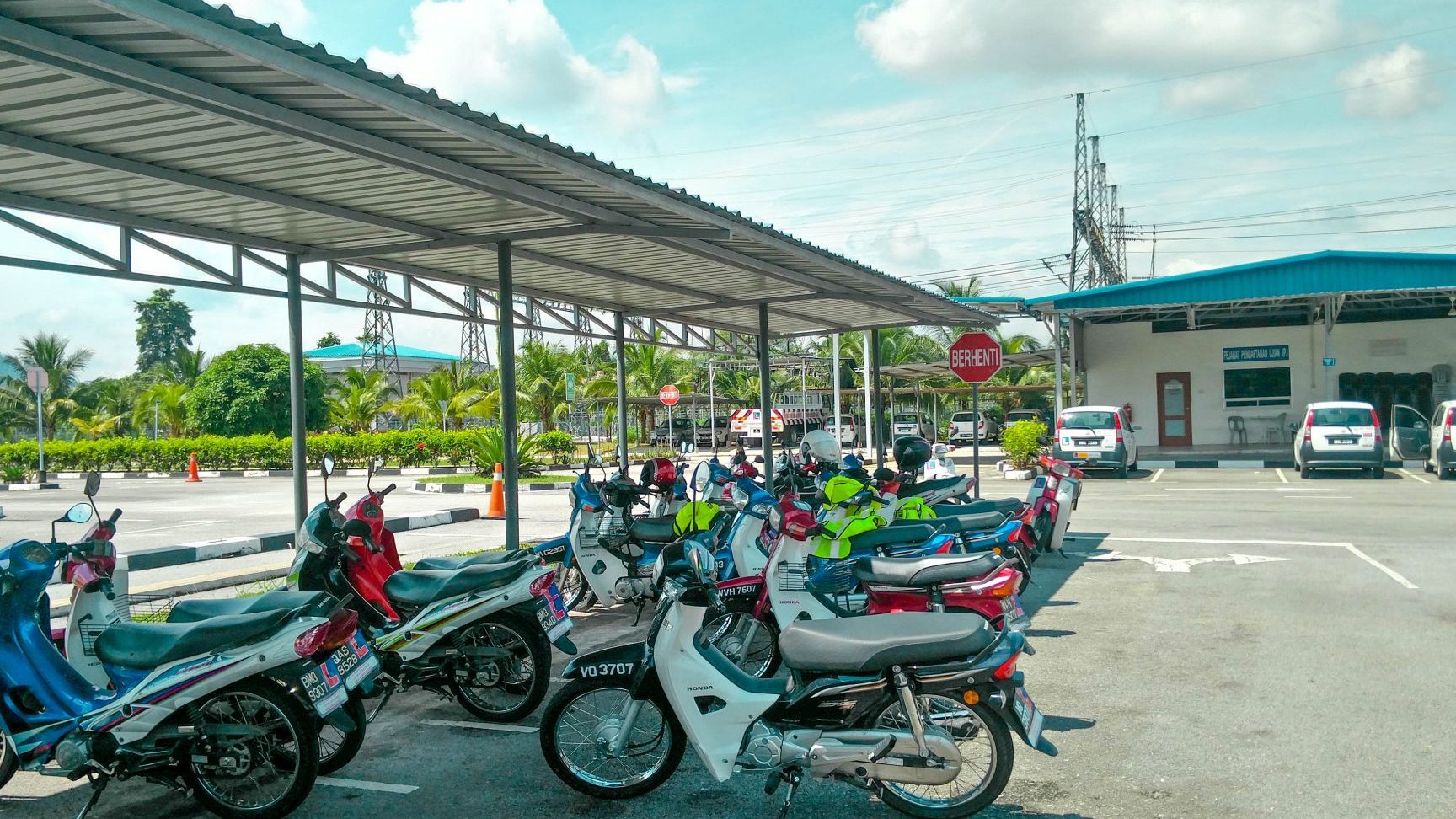 Sekolah Memandu Lian Hock 1 sekolah memandu lian hock