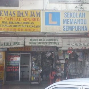 sekolah memandu tai chong