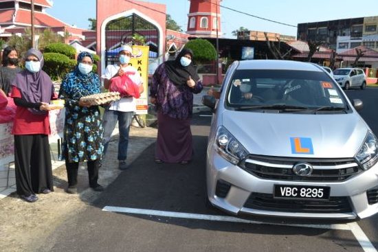 sekolah mengajar memandu kenderaan wakil insuran tai chong